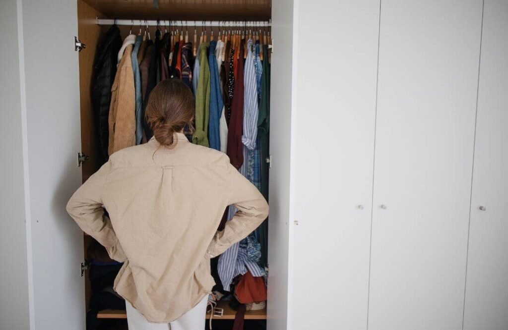 Make a Capsule Wardrobe
https://outfitonpoint.com/how-to-make-a-capsule-wardrobe-from-the-clothes-you-already-have/
