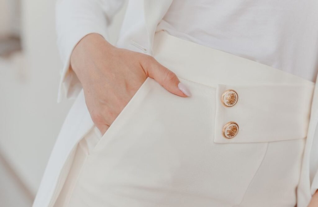 Women Slacks Outfit
https://outfitonpoint.com/women-slacks-outfit-inspiration-to-look-like-a-classy-business-woman/