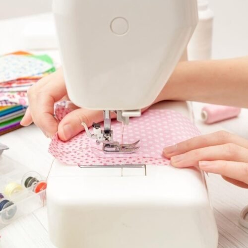 Easy Clothes Alterations That Make a HUGE Difference for Petite Girls