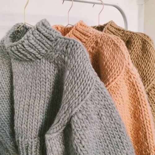 How to Layer a Cropped Sweater for Fall Without Looking Bulky