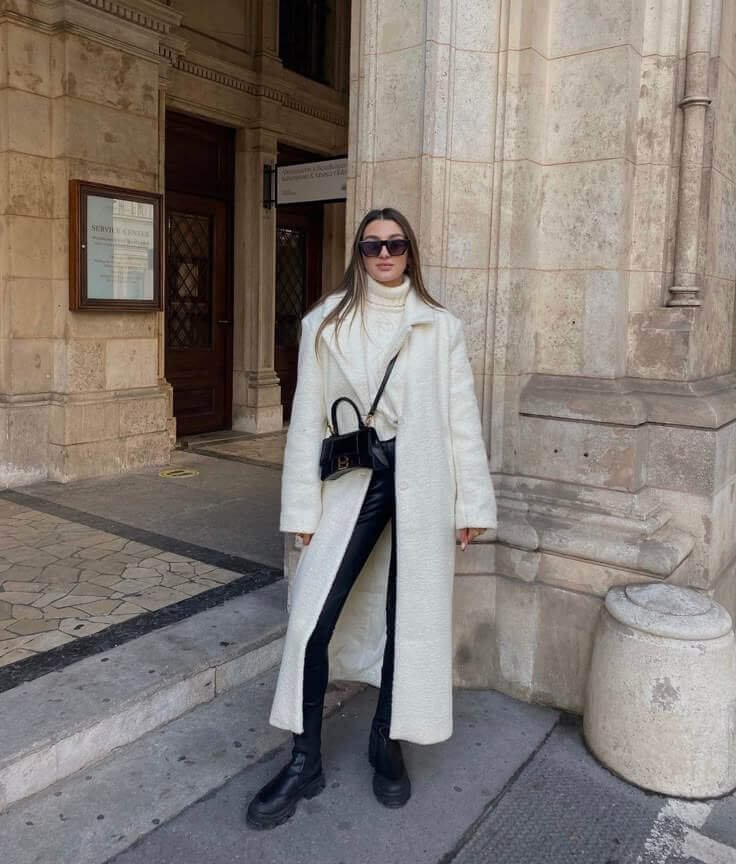 Winter Outfits
https://outfitonpoint.com/15-ways-to-add-a-high-fashion-twist-to-your-winter-wardrobe/