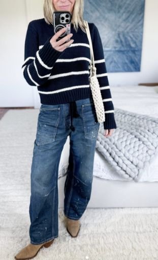 Barrel Jeans Outfit Winter 
https://outfitonpoint.com/how-to-style-barrel-jeans-in-winter-trendy-outfit-ideas-that-work/