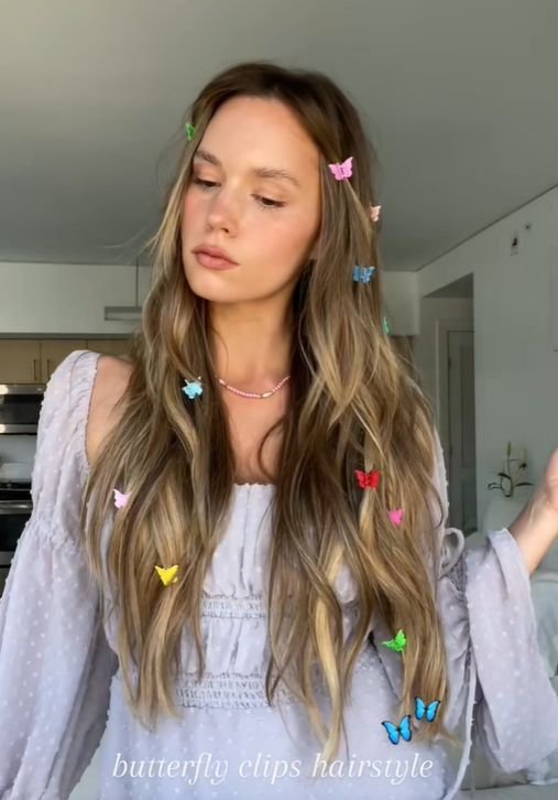 Early 2000s hairstyles
https://outfitonpoint.com/iconic-early-2000s-hairstyles-that-are-making-a-comeback/