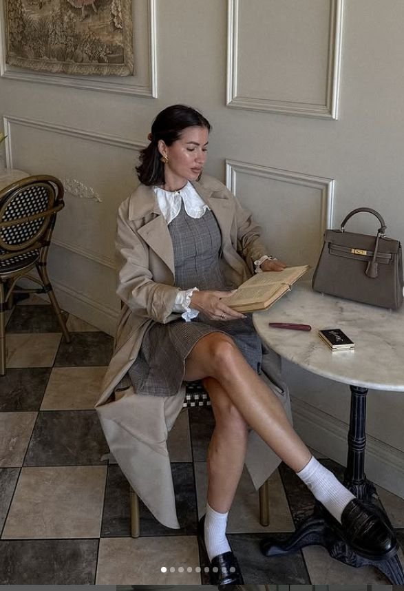 Black Loafers Outfit 
https://outfitonpoint.com/cozy-chunky-loafers-outfits-to-elevate-your-winter-style/